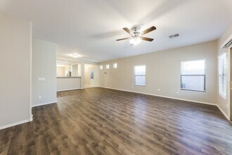 15266 W Desert Hills Dr in Surprise, AZ - Building Photo - Building Photo