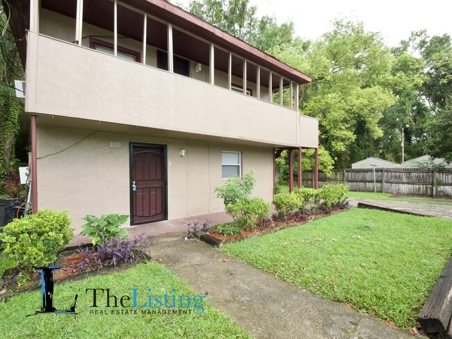 property at 2735 Bungalow Blvd