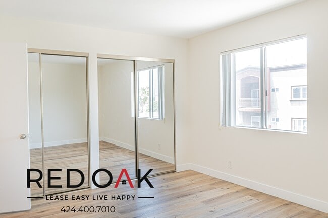 property at 5541 Fulcher Ave