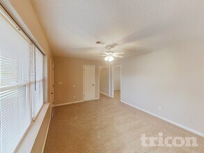 101 Netherland Dr in Irmo, SC - Foto de edificio - Building Photo