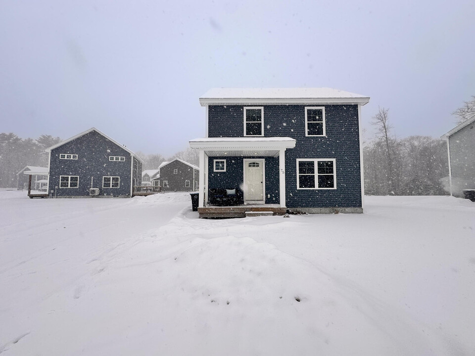 75 Dusty Rhoades Ln in Windham, ME - Building Photo