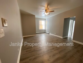 5647 W Washington Blvd in Chicago, IL - Building Photo - Building Photo