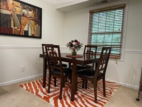 3790 Lyndhurst Dr, Unit 3790 Lyndhurst Dr in Fairfax, VA - Building Photo - Building Photo