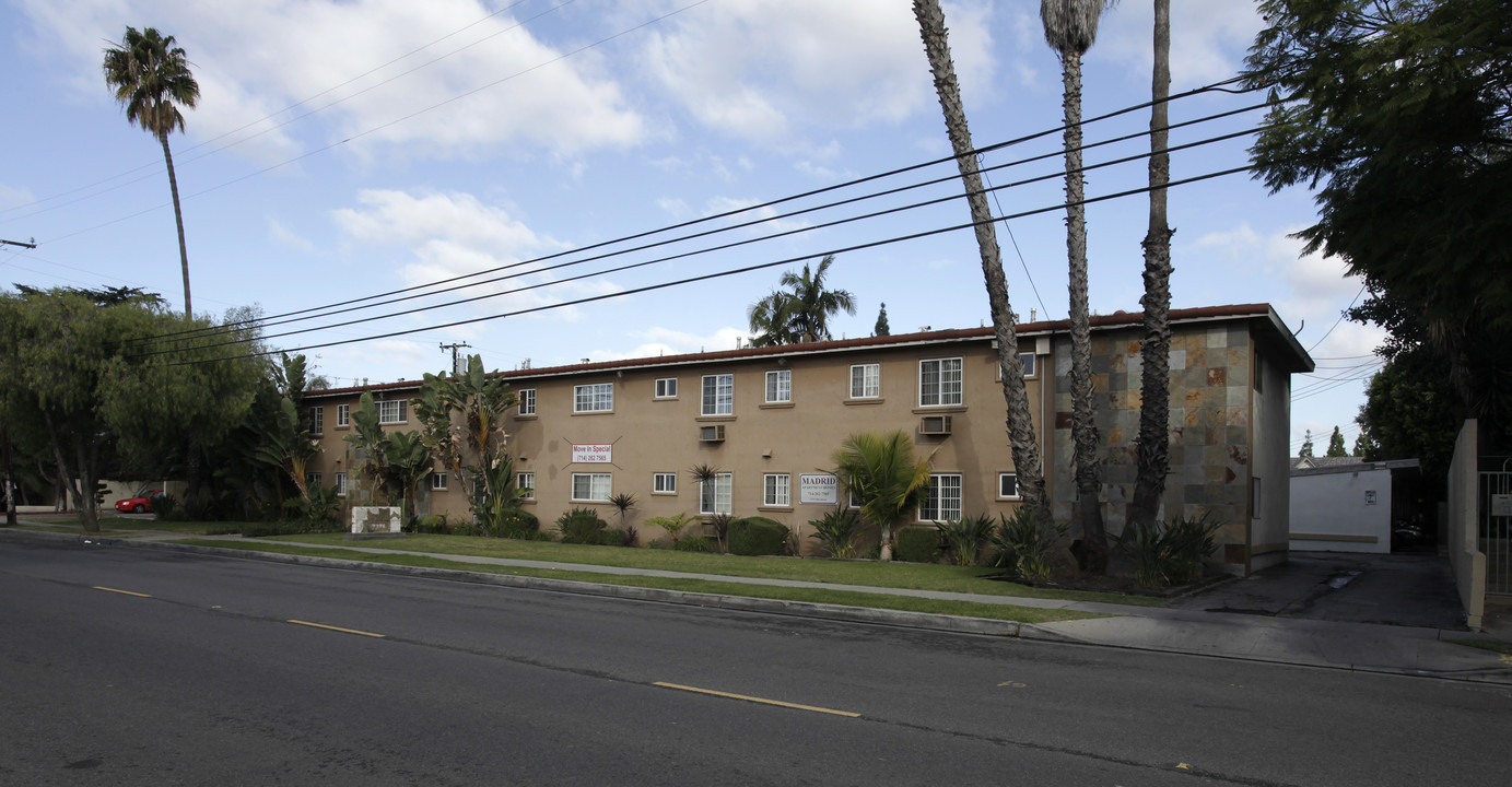 Madrid Apartments in Buena Park, CA - Building Photo