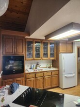 860 Leavitt Ln in Grants Pass, OR - Building Photo - Building Photo