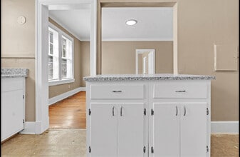 665 E Pkwy S, Unit 673 E Parkway S 1 in Memphis, TN - Building Photo - Building Photo