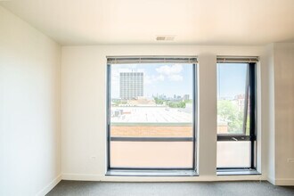 3622 S State St in Chicago, IL - Building Photo - Building Photo