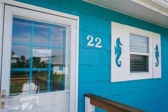 22 Atlantic Dr in Palm Coast, FL - Building Photo - Building Photo