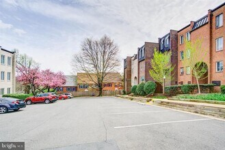 5009 7th Rd S-Unit -T1 in Arlington, VA - Building Photo - Building Photo