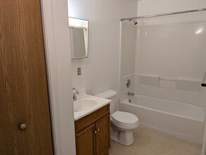 123 S Union St, Unit Apt. 1 in Spencerport, NY - Foto de edificio - Building Photo