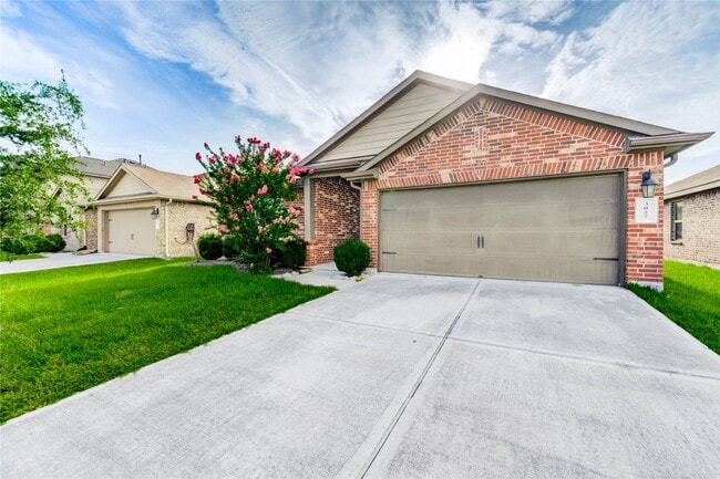 property at 3027 Dripping Springs Ct