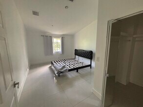 1734 NE 6th St in Boynton Beach, FL - Building Photo - Building Photo