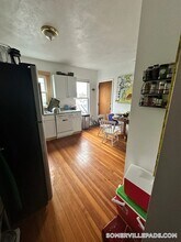 86 Fellsway W in Somerville, MA - Building Photo - Building Photo