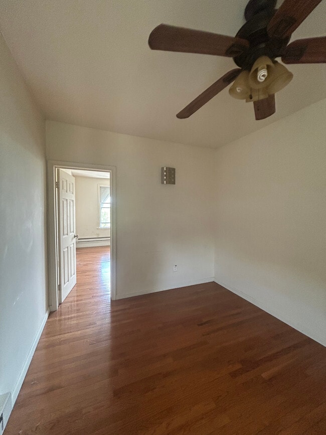 1628 N 52nd St, Unit 1628 N 52nd Street #3 in Philadelphia, PA - Building Photo - Building Photo