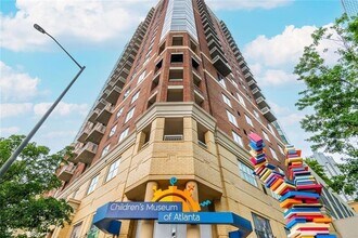 285 Centennial Olympic Park Dr NW in Atlanta, GA - Foto de edificio - Building Photo