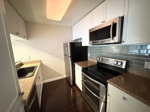 1087 Murrieta Blvd in Livermore, CA - Building Photo - Building Photo