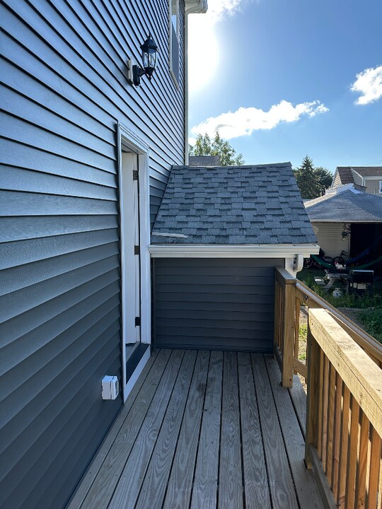 15 Sybaris St in Providence, RI - Building Photo