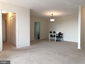 5101 River Rd in Bethesda, MD - Building Photo - Building Photo