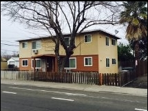 1020-1026 Eleanor Ave in Sacramento, CA - Foto de edificio - Building Photo