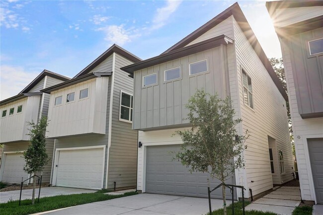 property at 2022 Thonig Rd