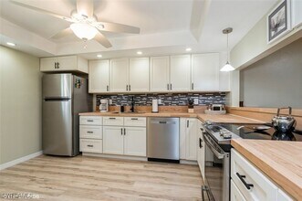 16740 Partridge Place Rd in Ft. Myers, FL - Building Photo - Building Photo