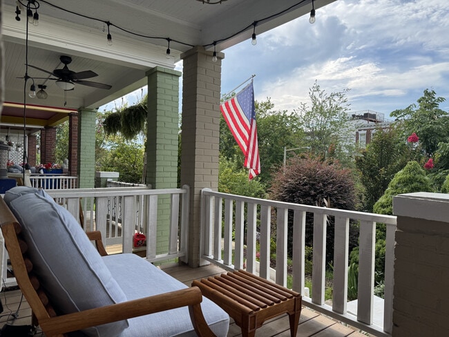 property at 720 Fairmont St NW