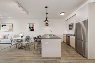 391 Palisade Ave in Jersey City, NJ - Building Photo