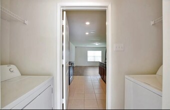 15418 Hillside Ml Dr in Humble, TX - Building Photo - Building Photo