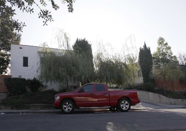 918-928 Maltman Ave in Los Angeles, CA - Building Photo - Building Photo