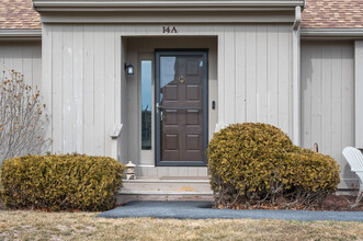 Buck Island Village Condominiums in West Yarmouth, MA - Building Photo - Building Photo