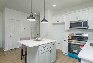 3220 Sam Wilson Rd in Charlotte, NC - Building Photo - Building Photo