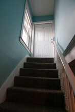 118 Vine St, Unit 2 in Saugus, MA - Foto de edificio - Building Photo