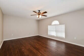 2209 Nicollett Way in Leesburg, FL - Building Photo - Building Photo