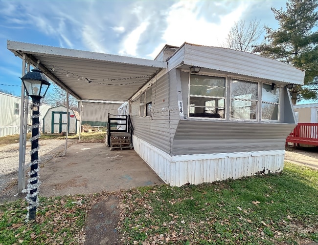 property at 711 N 19th St