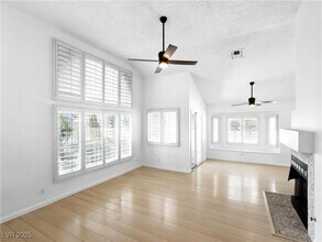 2513 Aberdeen Ln in Henderson, NV - Building Photo - Building Photo