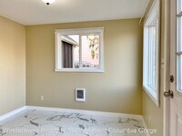 309 E 14th St photo'