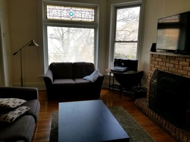 2644 N Wilton Ave, Unit 2644 #3 in Chicago, IL - Building Photo - Building Photo