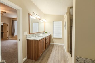 7100 W Yellowstone Ave in Kennewick, WA - Building Photo - Building Photo