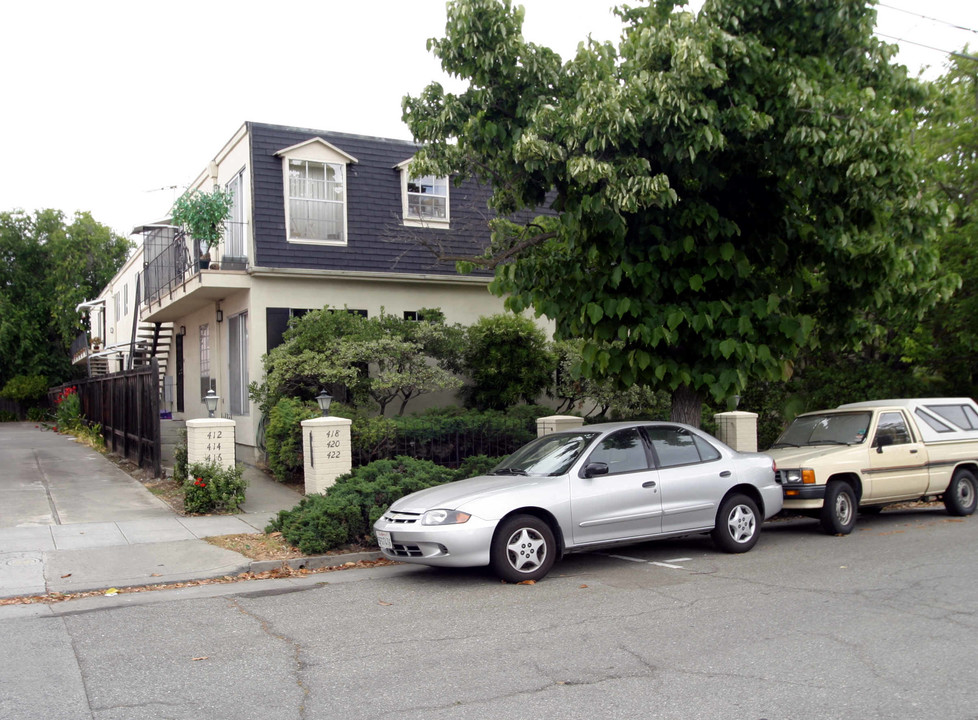 416 College Ave in Palo Alto, CA - Foto de edificio