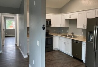 1580 Market St, Unit A - Downstairs in Fairbanks, AK - Building Photo - Building Photo