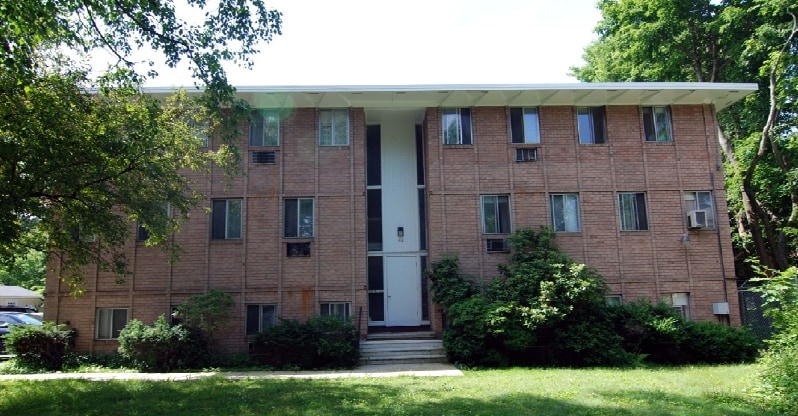 Imperial Gardens in New Haven, CT - Building Photo