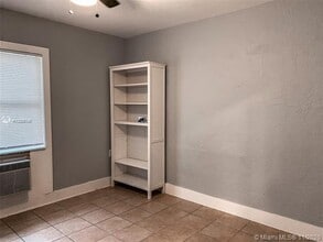 1430 SW 27th St in Fort Lauderdale, FL - Building Photo - Building Photo