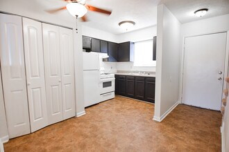 1271 Summit St in Columbus, OH - Foto de edificio - Building Photo