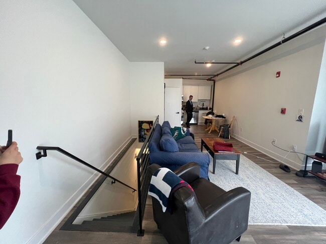 1610 W Montgomery Ave, Unit 1F in Philadelphia, PA - Building Photo - Building Photo