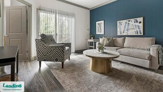 11010 Northlake Landing Dr in Charlotte, NC - Building Photo