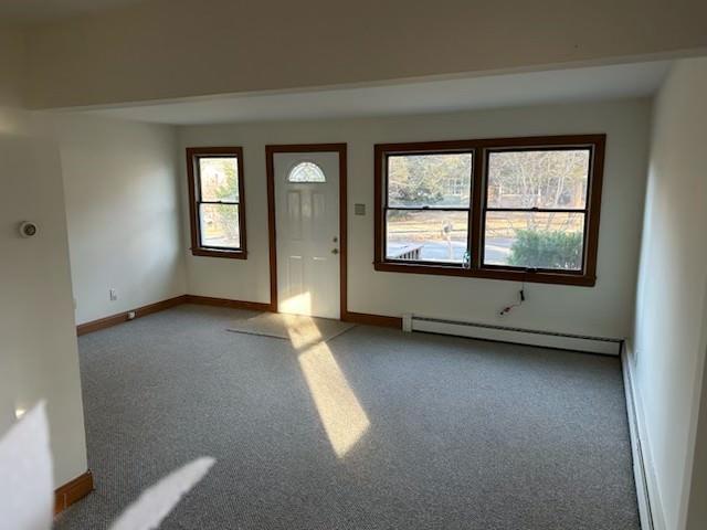 4 Surrey Ln in East Northport, NY - Building Photo - Building Photo