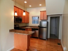 511 S 15th St-Unit -1F in Philadelphia, PA - Building Photo - Building Photo