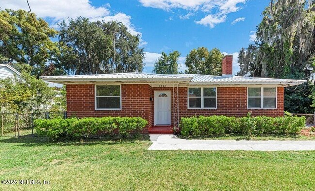 property at 7115 Lucky Dr E