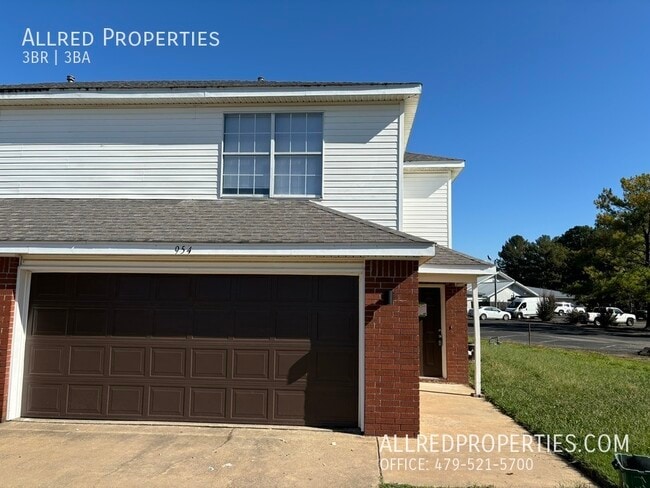 954 N Daisy Ln in Fayetteville, AR - Building Photo - Building Photo