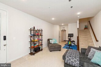 24525 Glenville Grv Ter in Aldie, VA - Building Photo - Building Photo